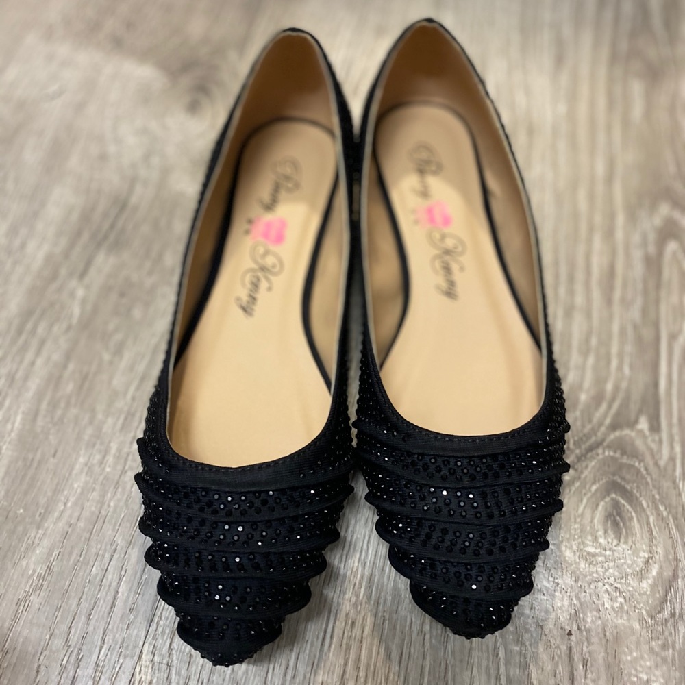 Never worn flats